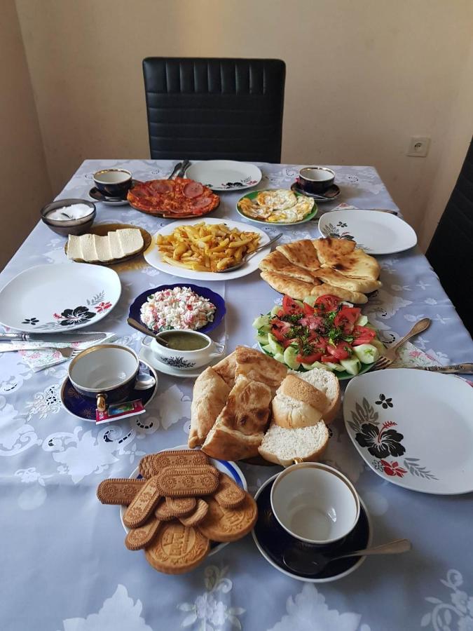 Hotel Shaumiani Kutaisi Ngoại thất bức ảnh